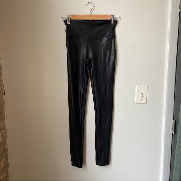 SPANX Black Leggings size small - Picture 1 of 6